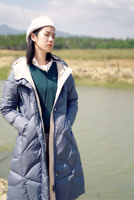 底色女(nǚ)裝夢裡(lǐ)花(huā)落 與時(shí)光(guāng)裡(lǐ)的(de)自(zì)我相(xiàng)望