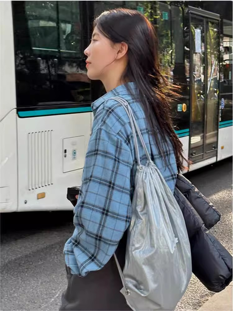 冬季新款經典複古休閑寬松撞色磨毛襯衫貝殼扣翻領休閑上(shàng)衣